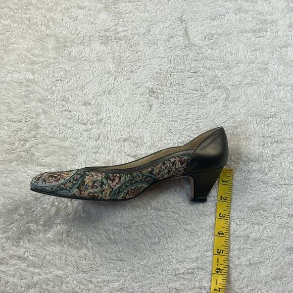 Vintage 80s 90s Johansen carpet tapestry floral pumps, size 10 - Picture 7 of 11